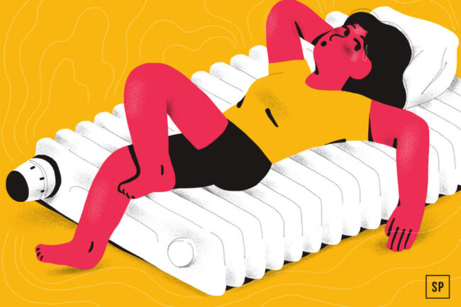 Illustration einer Person mit rosafarbener Haut und dunklem Haar, die ein gelbes Hemd und schwarze Shorts trägt und entspannt auf einer großen weißen Schlafzimmer Heizung vor einem gelben Hintergrund liegt.