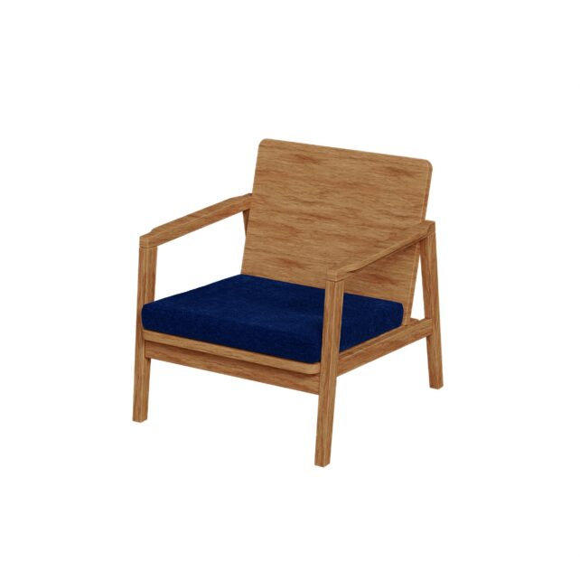 Ein einfach gestalteter Holzsessel mit dem Rechteckigen Garten Lounge Sitzkissen Polster nach Maß in Blau und einer Rückenlehne und einem Gestell aus Holz vor einem schlichten weißen Hintergrund.