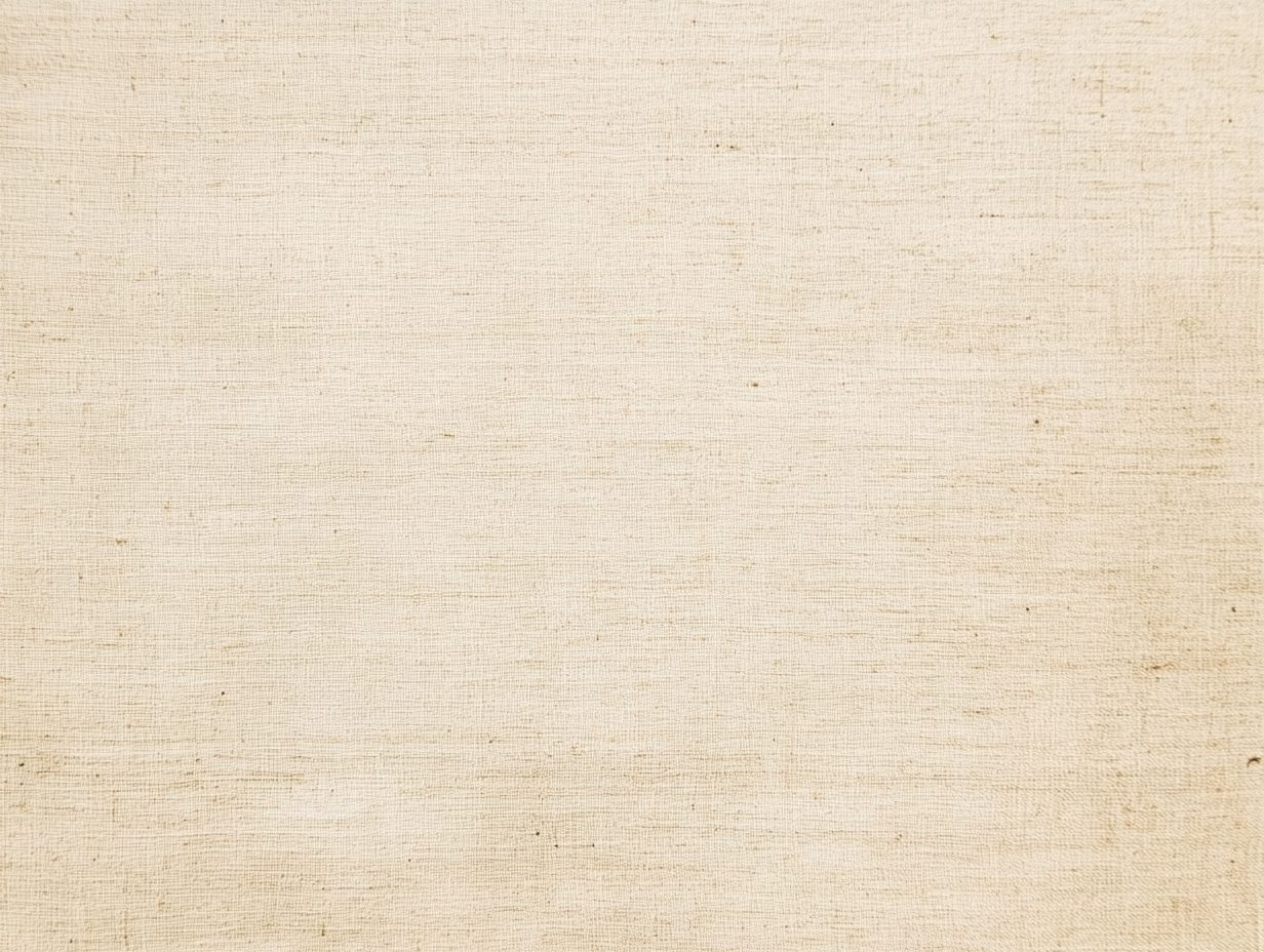 Eine Nahaufnahme einer hellbeigen, strukturierten Stoffoberfläche mit subtilen horizontalen und vertikalen Linien, die das natürliche, gewebte Aussehen von Naturfasern verdeutlicht.