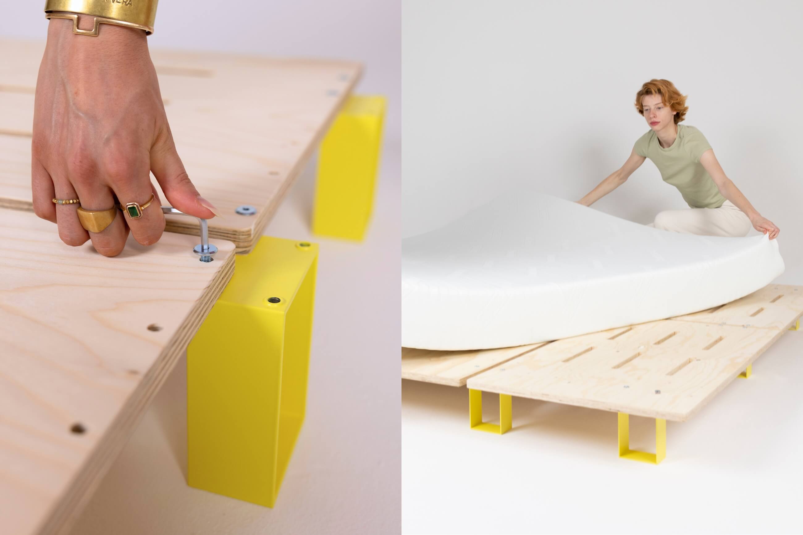 Links: Nahaufnahme einer Hand, die einen Inbusschlüssel benutzt, um eine Holzplattform mit gelben Metallbeinen zusammenzusetzen. Rechts: Eine Frau in einem grünen Hemd hebt eine weiße Matratze auf die montierte Holzplattform mit gelben Beinen.
