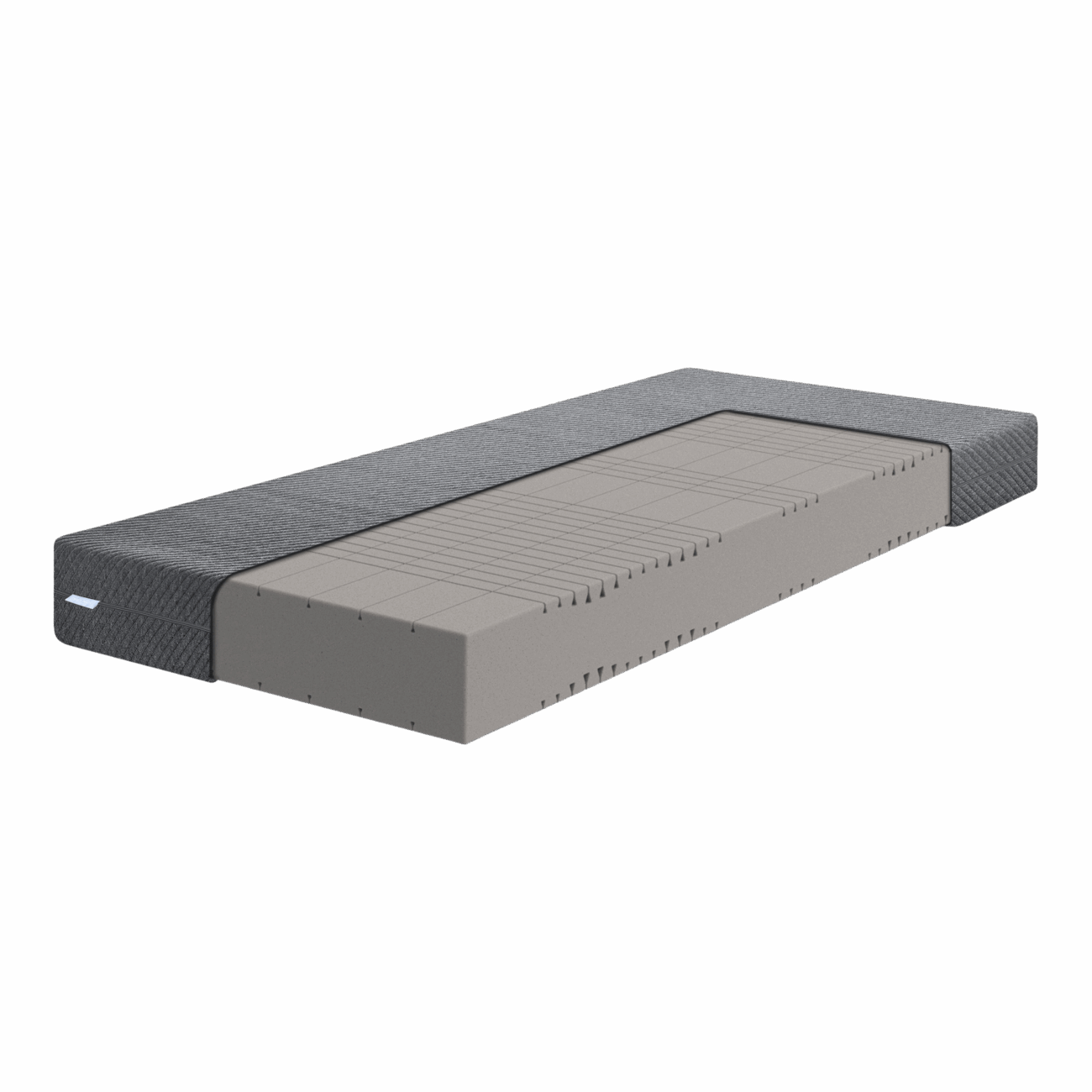 Eine Matratze, bei der ein Teil des Bezugs weggeschnitten wurde, so dass die innere Schaumstruktur sichtbar wird, mit horizontalen und vertikalen Rillen für die Luftzirkulation und die Stützfunktion, vor einem schlichten weißen Hintergrund.