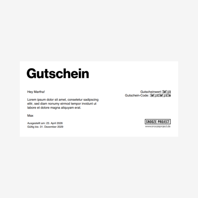 Ein deutscher Geschenkgutschein mit der Aufschrift Gutschein, der eine Nachricht an Martha, einen Platzhaltertext, den Gutscheinwert und -code, das Ausstellungsdatum und das Verfallsdatum sowie das Logo und die Website des Snooze Project enthält.